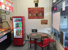 Lazeez Indian Takeaway food