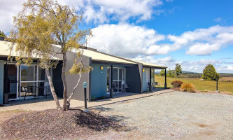 Fiordland National Park Lodge outside