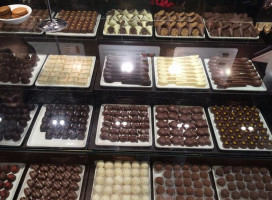 Theobroma Chocolate Lounge, Riccarton Nz food