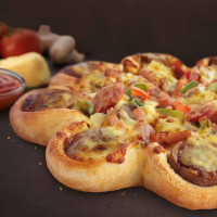 Pizza Hut Kelston food