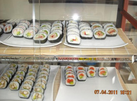 Sushi Bay food