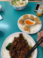 Hong Kong Kitchen food