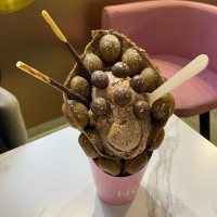 Hks Waffle Gelato food