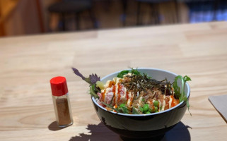 Ola Poke Fresh And Healthy Poke House food