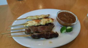 Papa Satay House Allen Street food