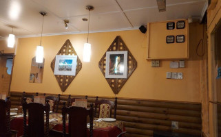 Tandoori Heritage inside