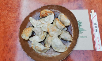 Dumpling Corner food