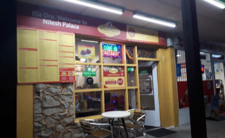 Nilesh Palace Indian Cuisine inside