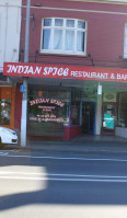 Indian Spice Restaurant Bar outside