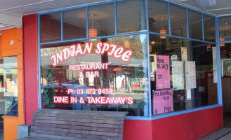 Indian Spice Restaurant Bar outside