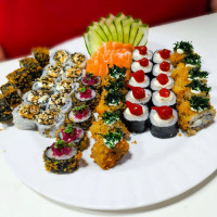 One Sushi food