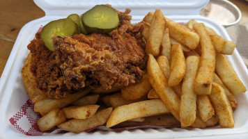 Heartbreaker Nashville Style Hot Chicken food