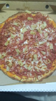 Manara Pizza House food