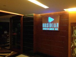 Obsidian Sports ,mövenpick inside