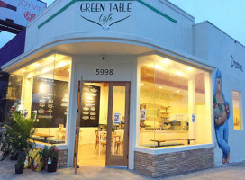 Green Table Cafe outside