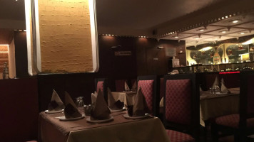 Elora Restaurant - Hotel Yuvraj Palace food