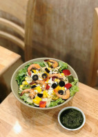 Delisa Fresh Salad Hcm inside