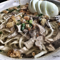 Popoy's Batchoy food