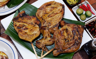 Aquafresh Seafood And Chicken Inasal Kalibo food