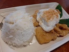 Kertong's Crispy Sisig food