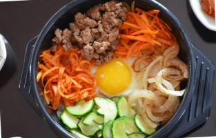 Sura 101 Korean food