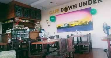 CafÉ Down Under food