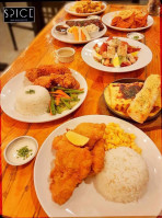 Spice And Bistro food