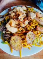 Jacob's Lomi House food