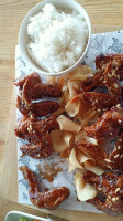 American Ribs Wings food