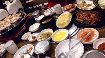 Han Guk Kwan Korean food