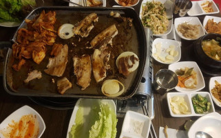 Yamirac Korean Gril food