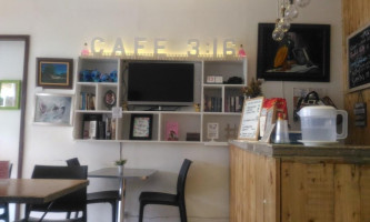 M Cafe inside