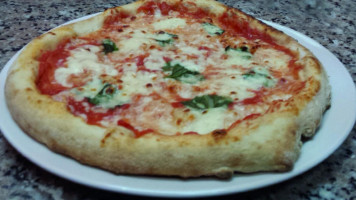 Augusto Pizzeria food