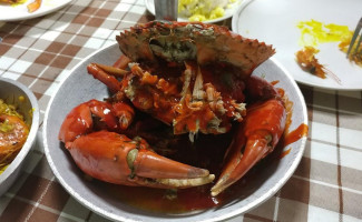 Kkb Ug Seafoods Ta Bai food