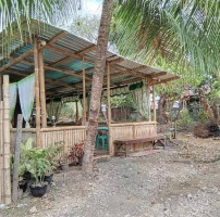 Terry’s Batchoyan And Food House outside