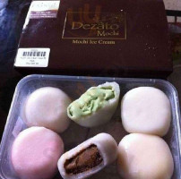 Dezato Mochi food