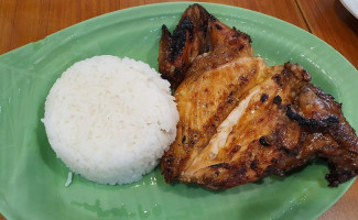 Mang Inasal Dau inside