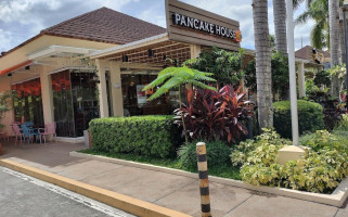 Pancake House, Teriyaki Boy, And Sizzlin' Steak Cabanas, Malolos outside