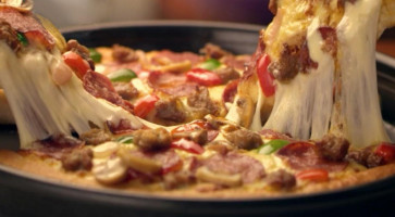 Pizza Hut Dau food