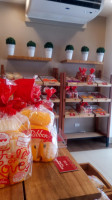 Red Ribbon Bakeshop Makati Avenue (delivery Store) food