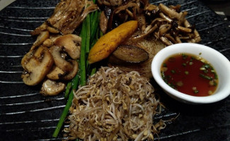 Akira, The Art Of Sushi And Teppanyaki food