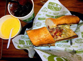 Quiznos food