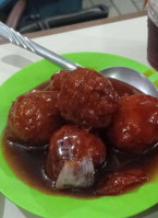 Aling Tonang's Palabok Boni Avenue food