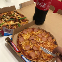 Domino's Pizza food