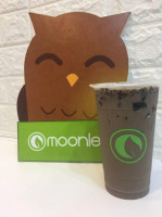 Moonleaf food