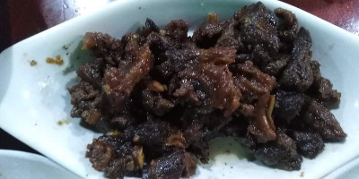 Mang Nato's Tap Silogan food