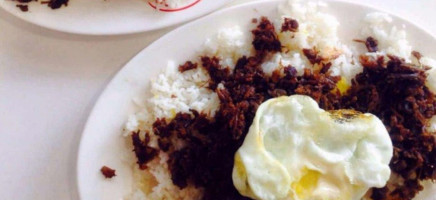 Rodic's Diner food