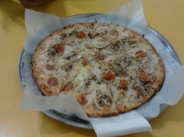 Albertos Pizza food