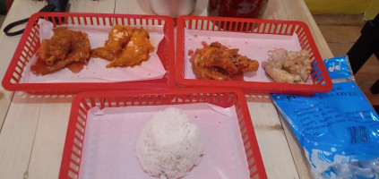 Okkim's Unli Wings food