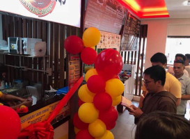 Famous Buffalo Wings Manila food